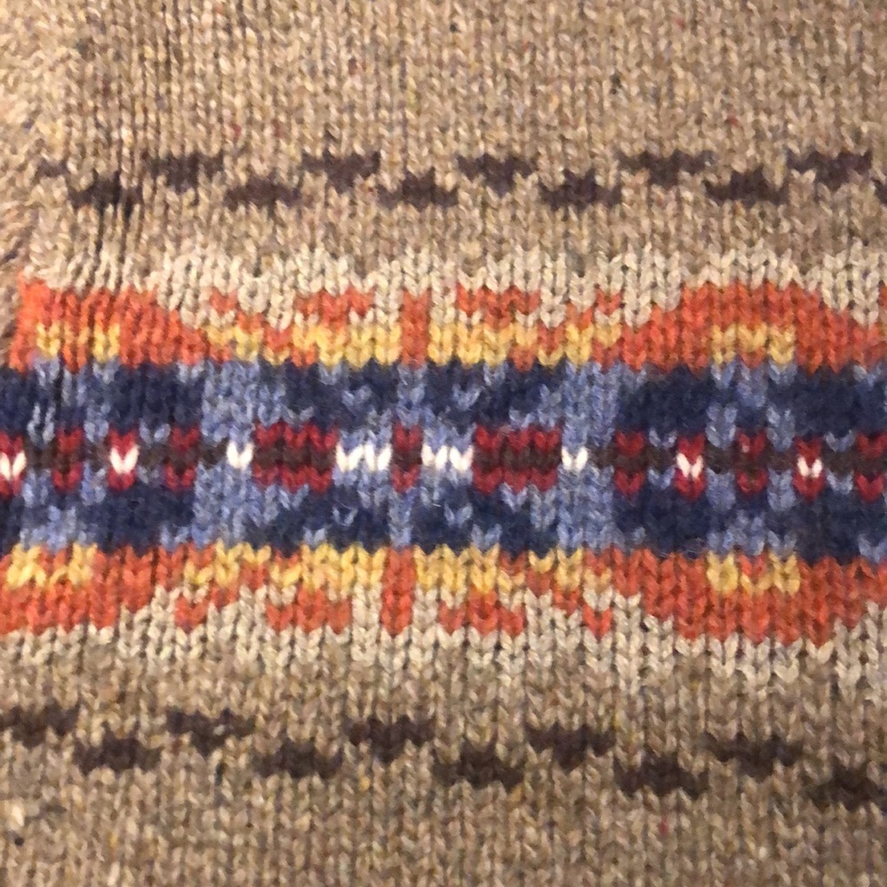 American Eagle Limited Edition Wool sweater with colorful band